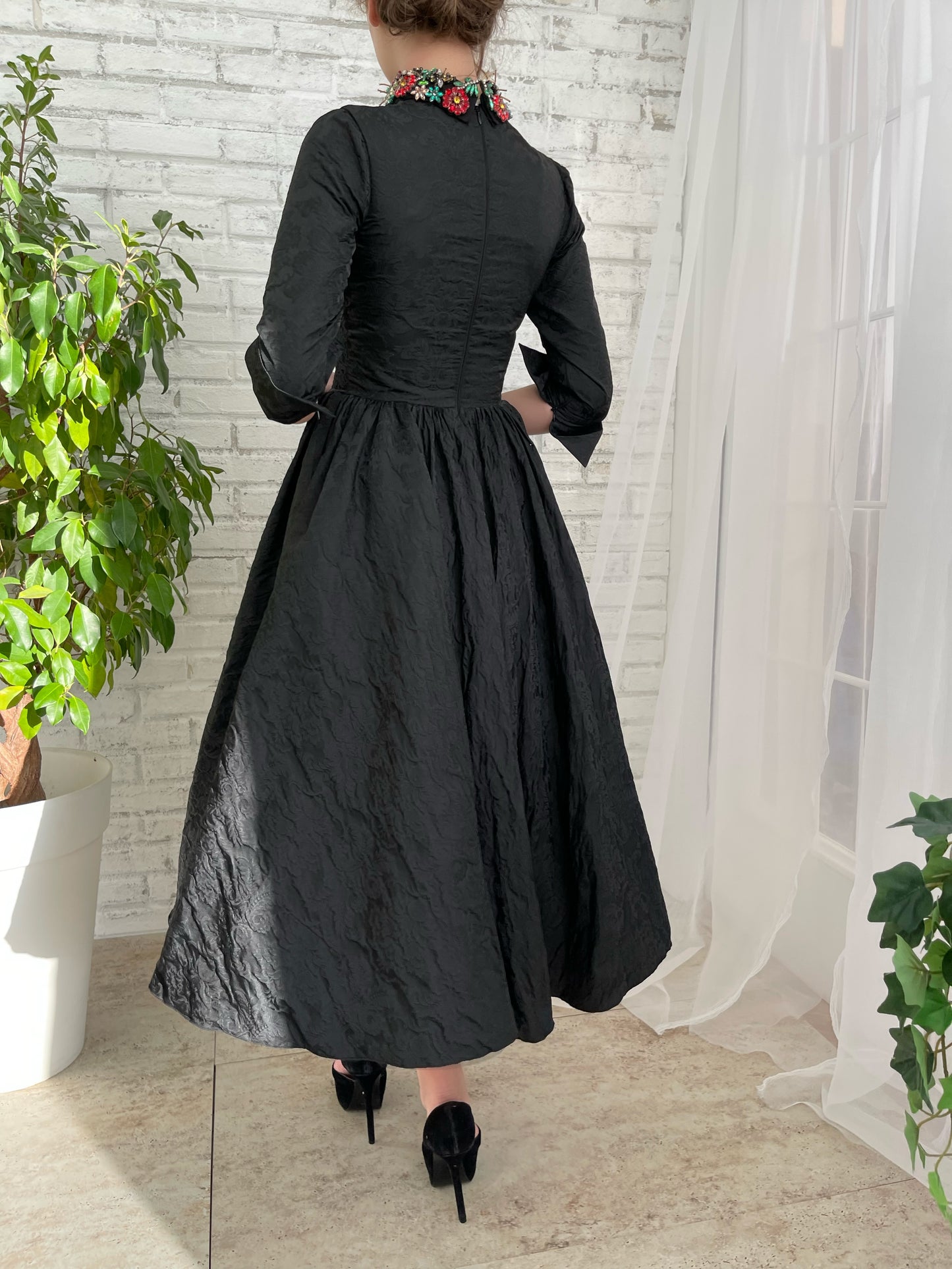 Black midi dress with short sleeves
