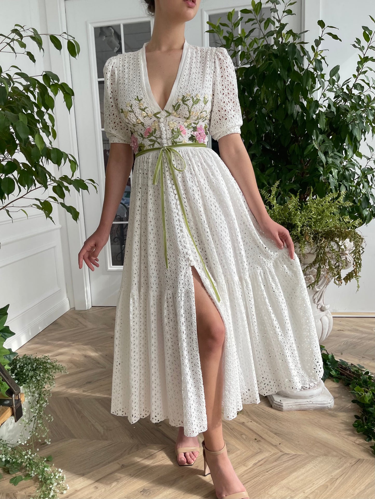 Midi white bridal dress with v-neck, short sleeves, buttons and embroidered flowers