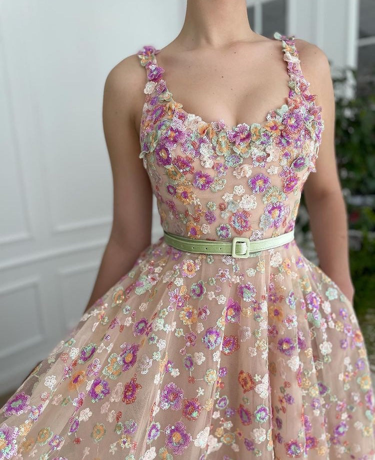 Pink A-Line dress with straps, belt and embroidery