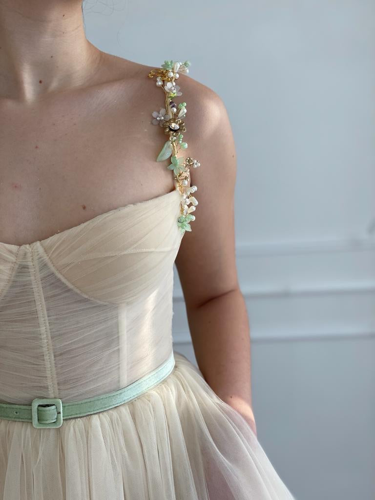 Beige midi dress with belt, spaghetti straps and embroidery