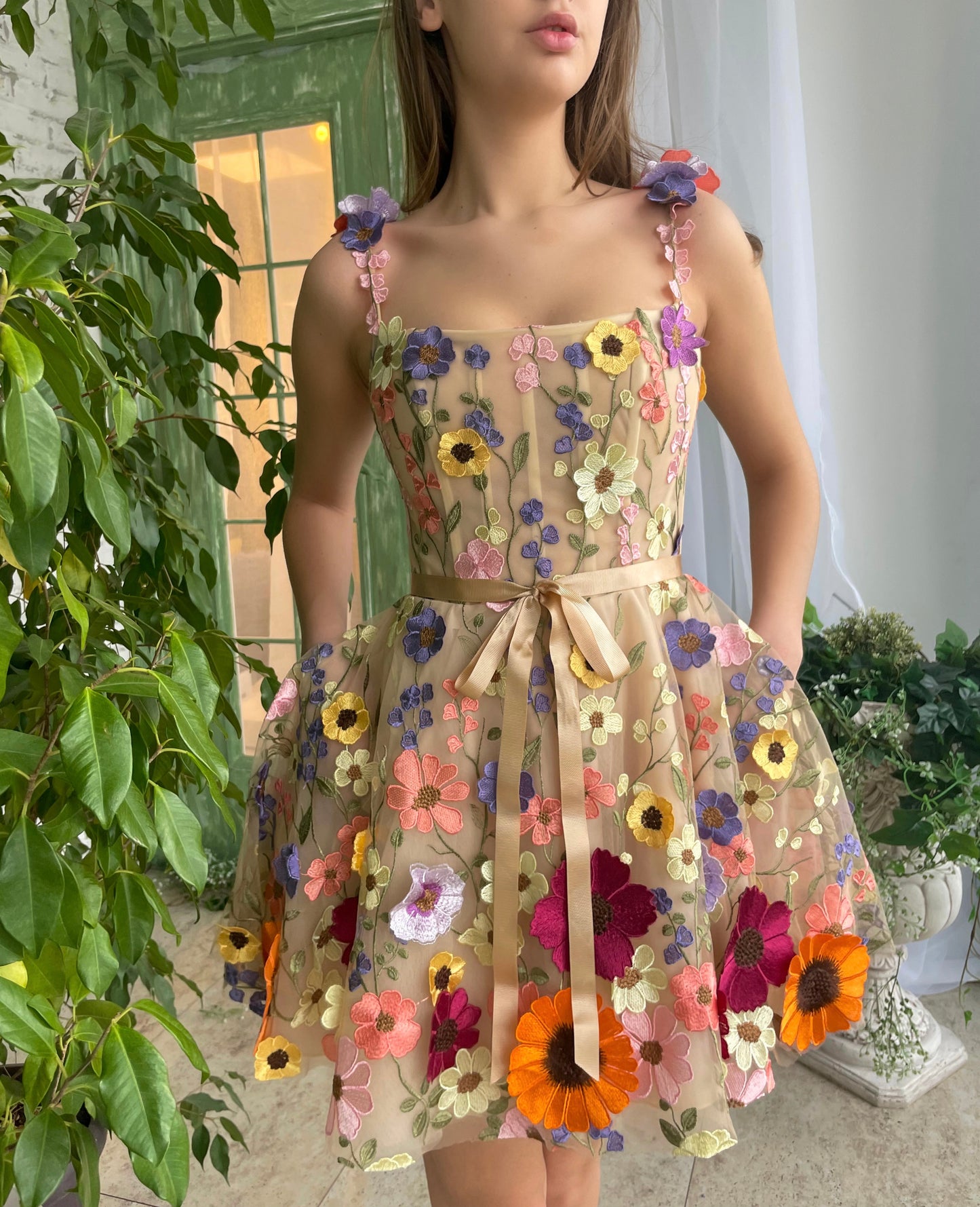 Beige mini dress with flowers, spaghetti straps and embroidery