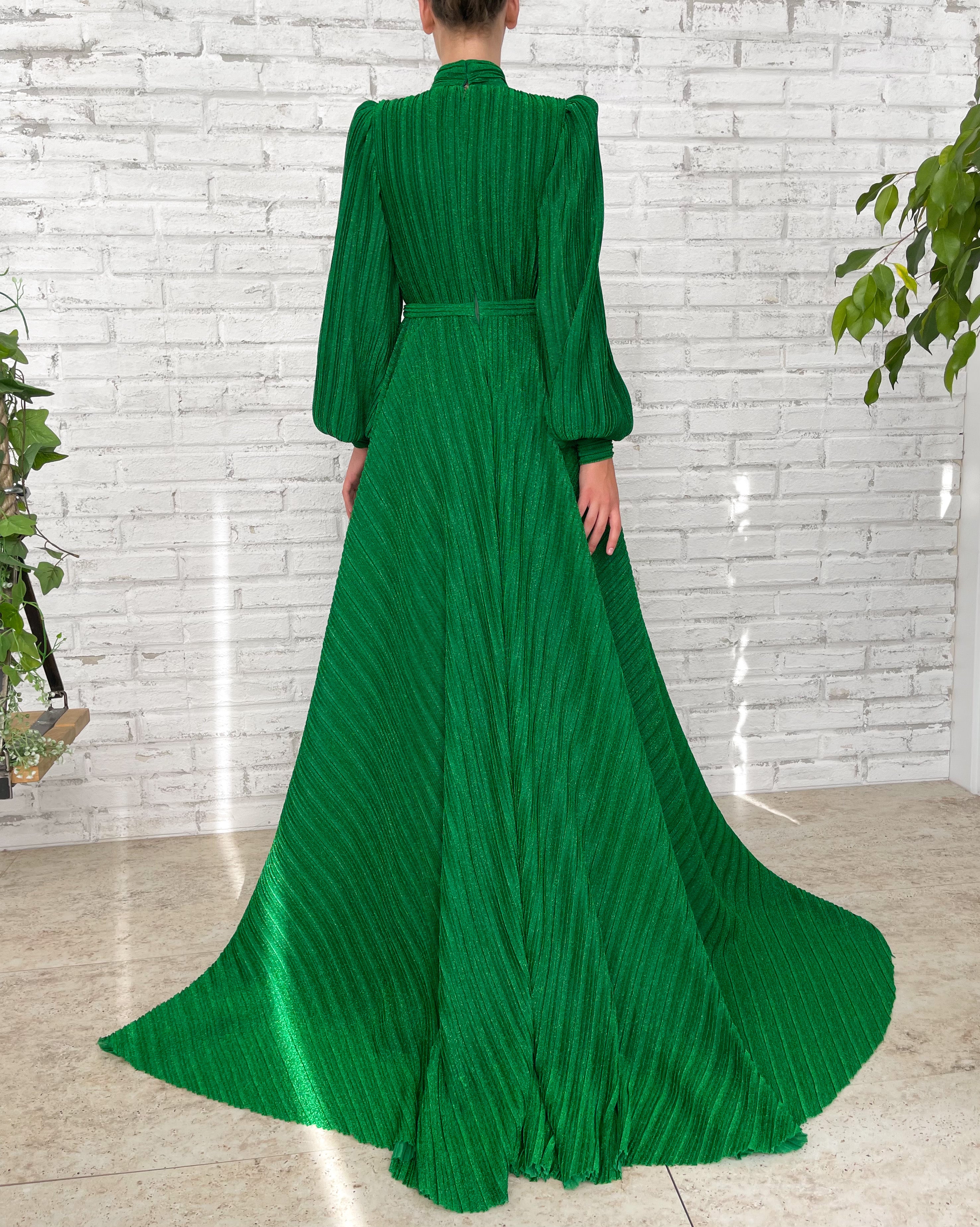Green A-Line dress with belt and long sleeves