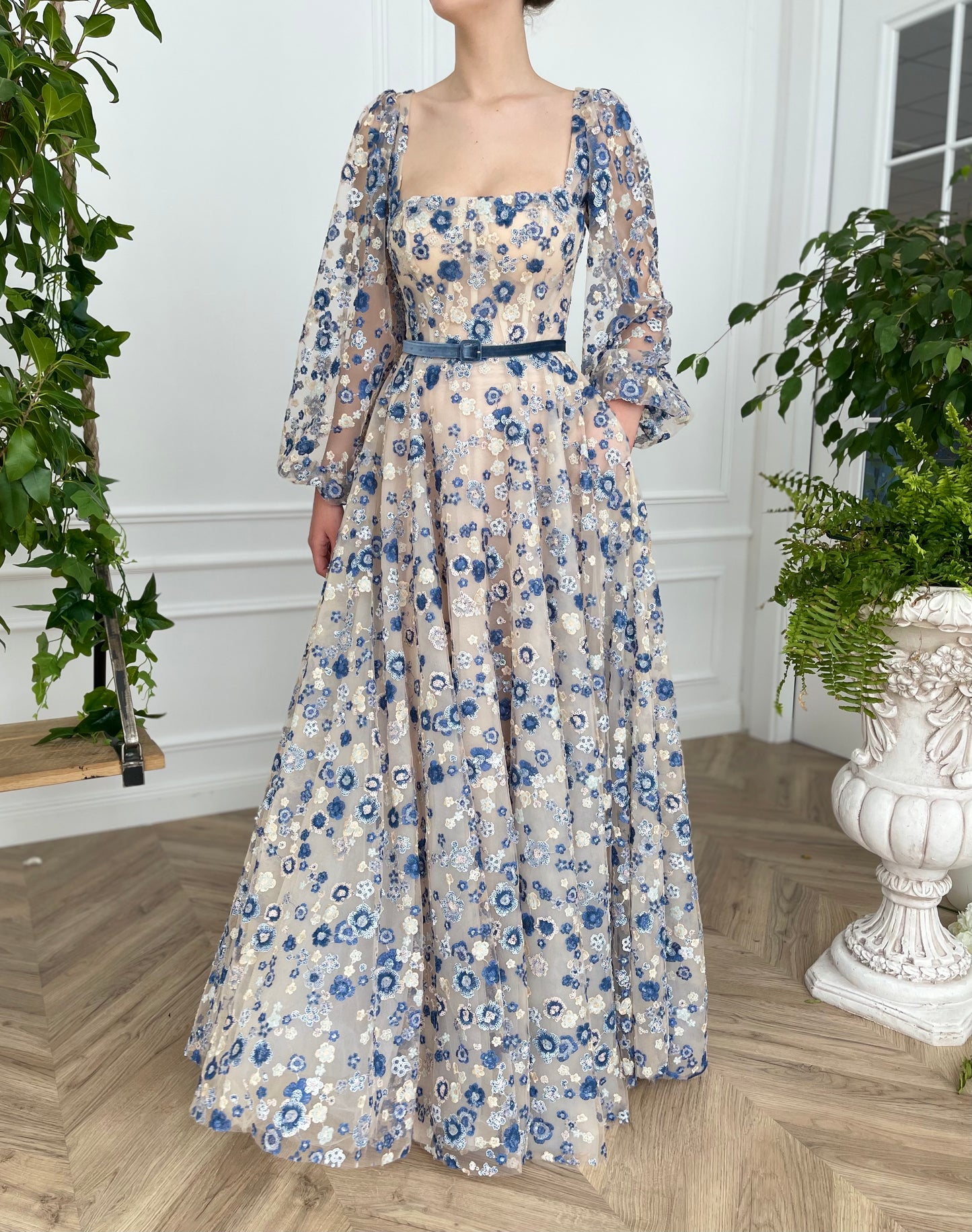 Beige A-Line dress with long sleeves, belt and printed flowers