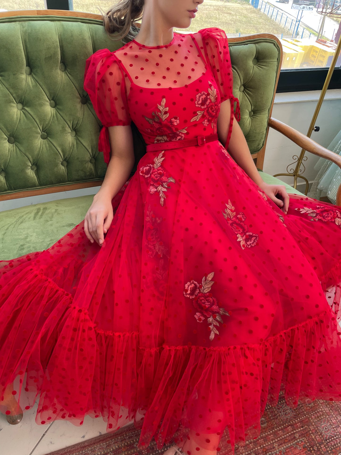 Red midi dress with belt, short sleeves and embroidery