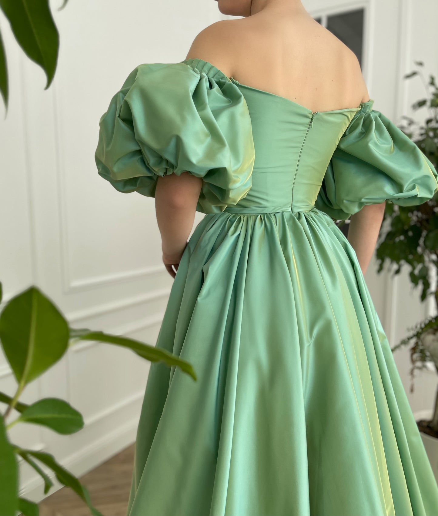 Green A-Line dress with off the shoulder sleeves