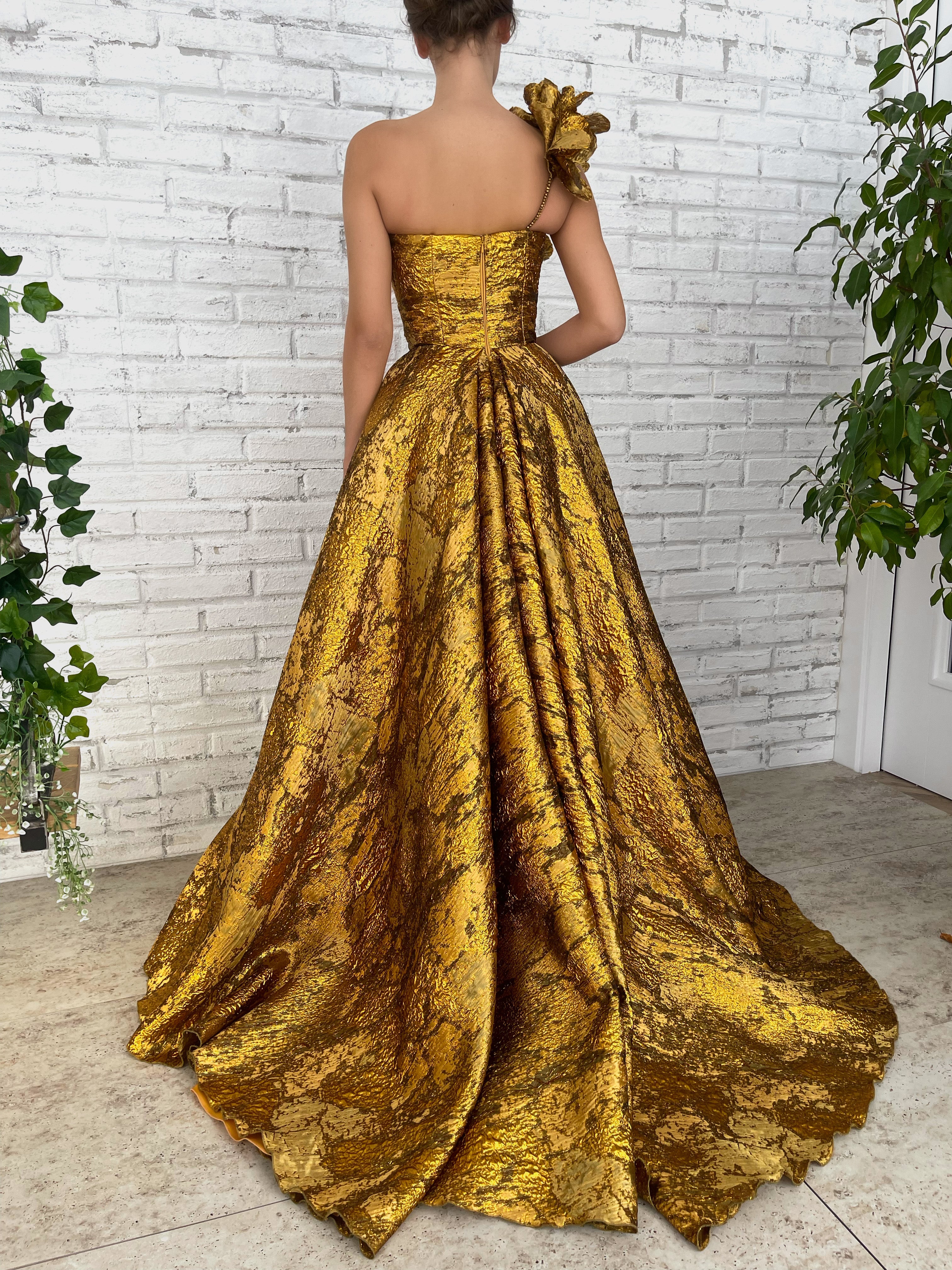 Gold A-Line dress with one shoulder sleeve and embroidery