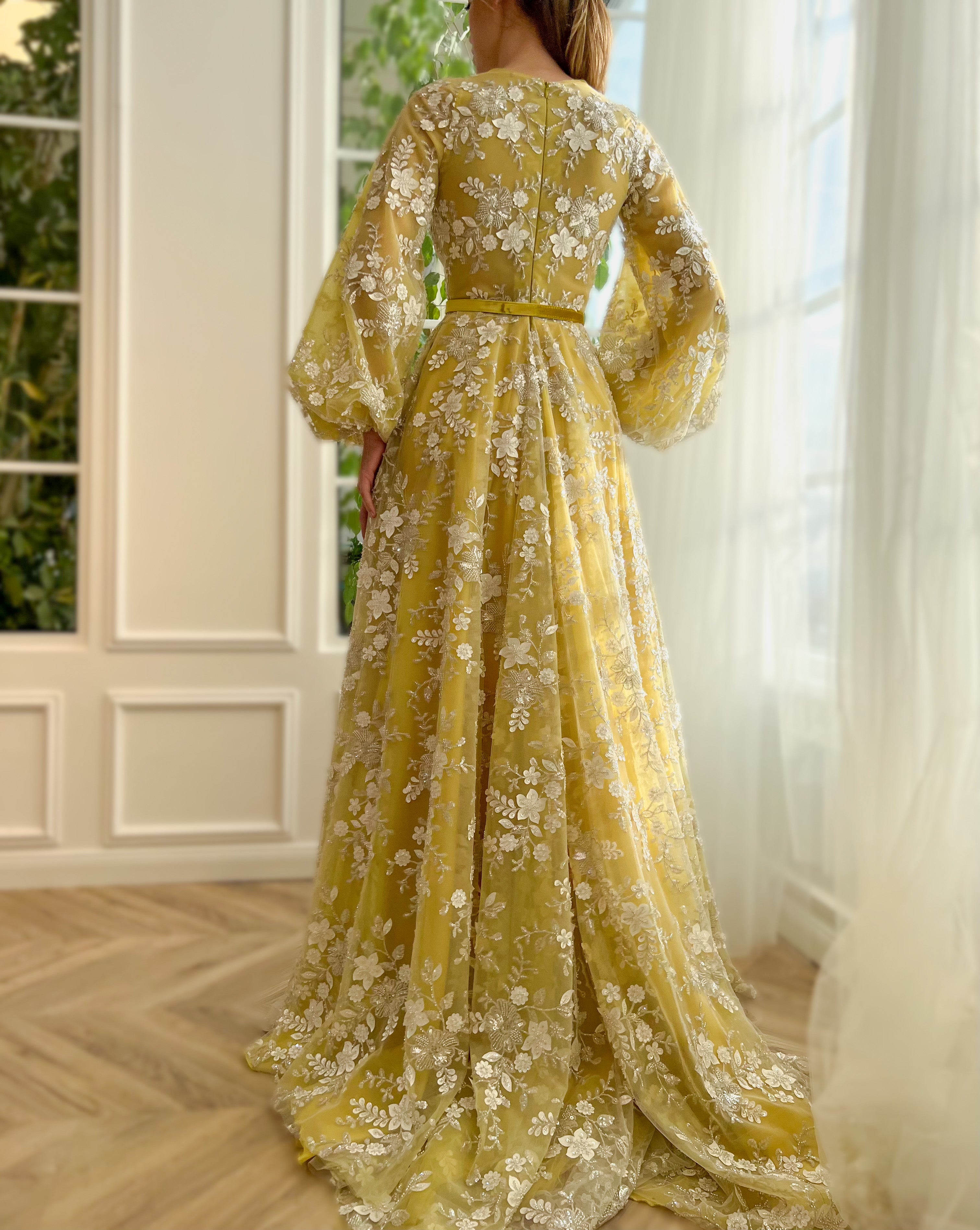 Yellow A-Line dress with belt, v-neck, embroidery and long sleeves