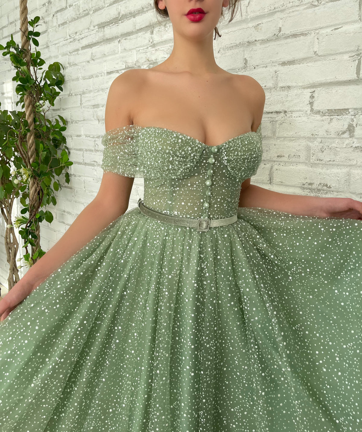 Green midi dress with belt and off the shoulder sleeves