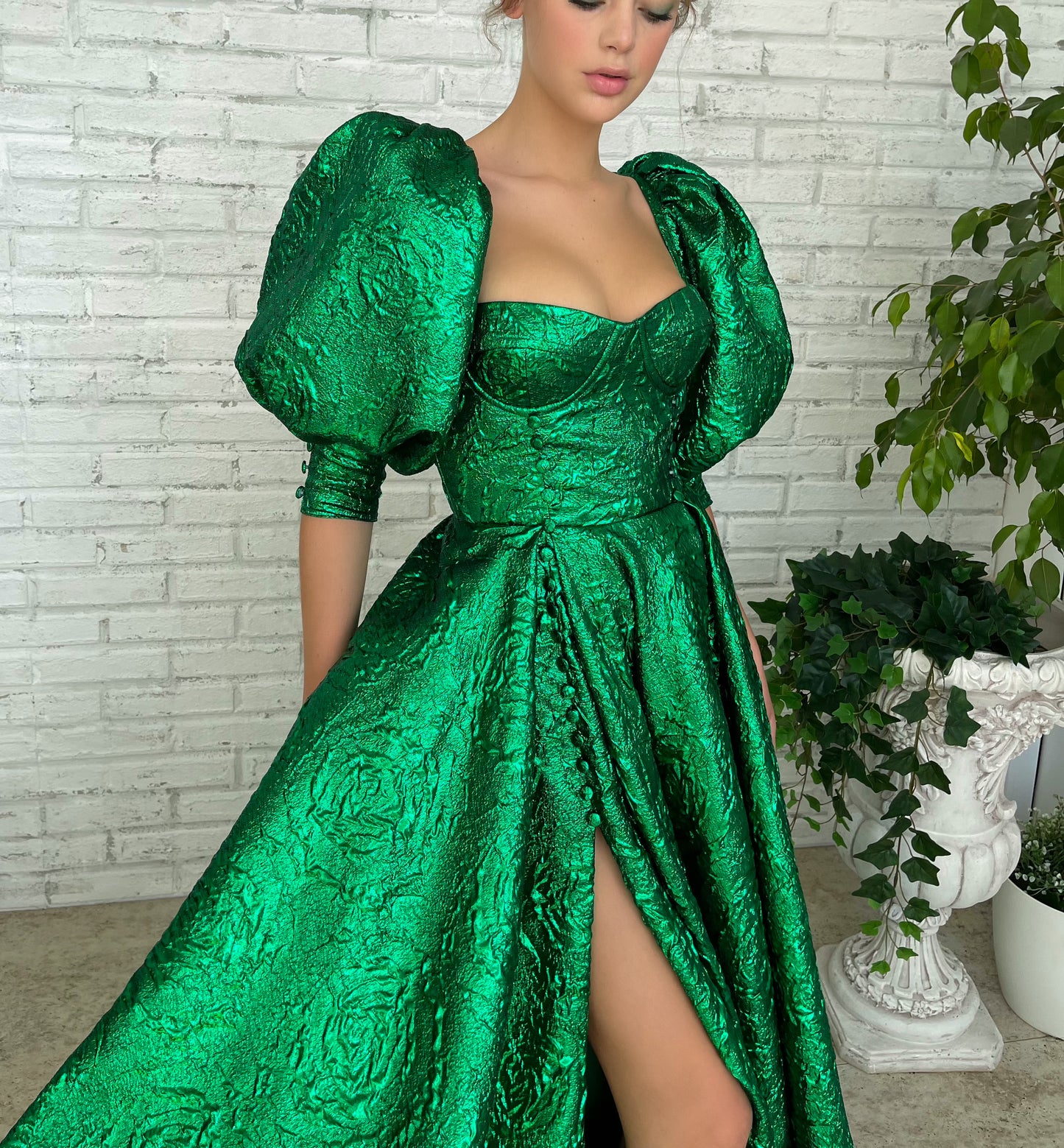 Green A-Line dress with short puff sleeves