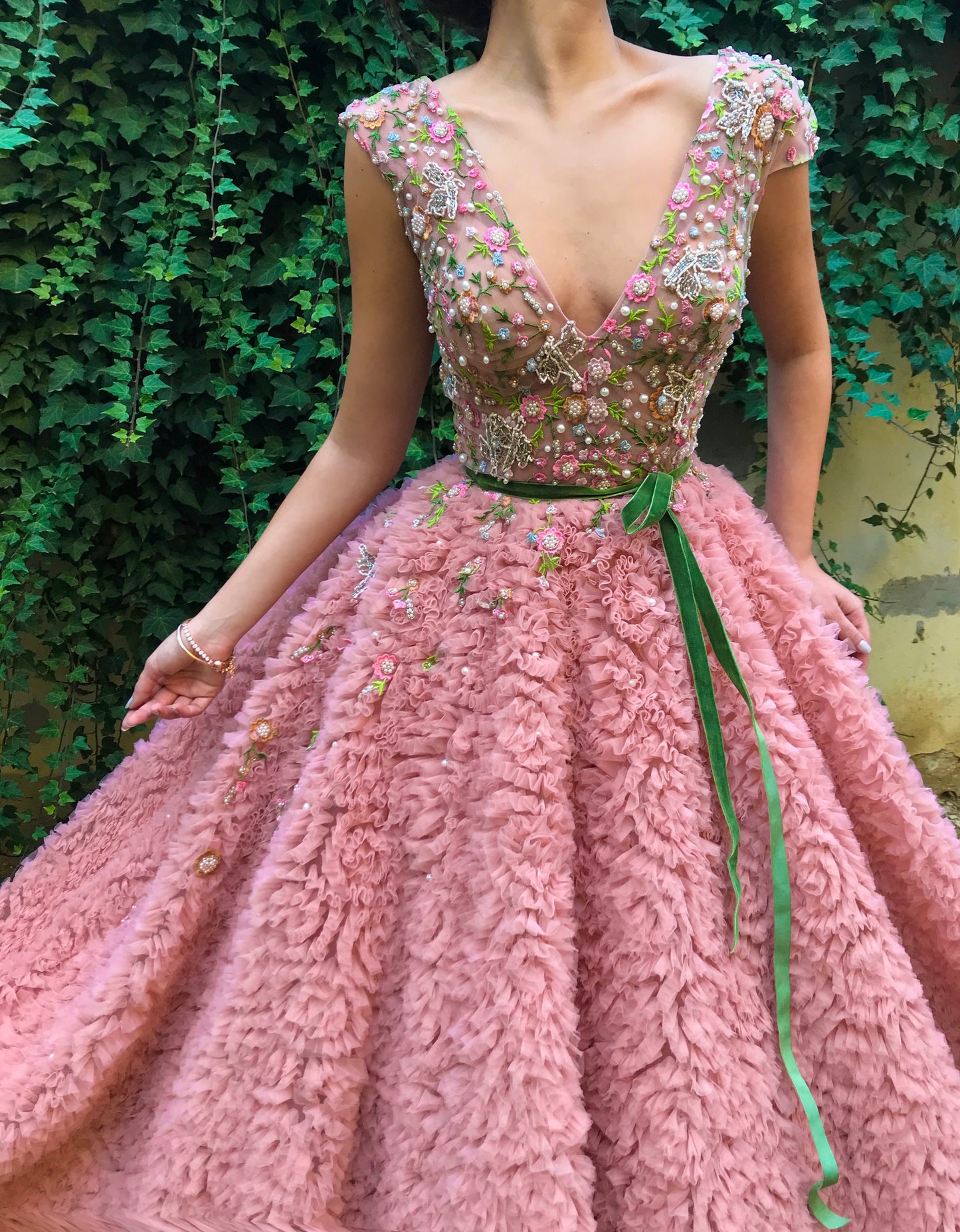 Pink A-Line dress with v-neck, no sleeves and embroidery